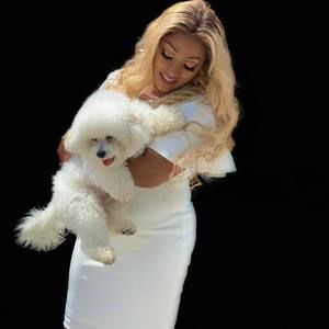 Meet your Posher, Mykeia